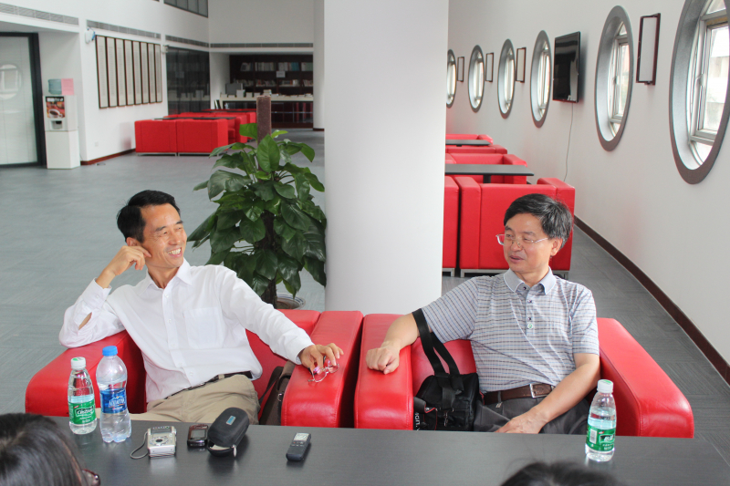 回首毕业三十年，务实精神永不忘