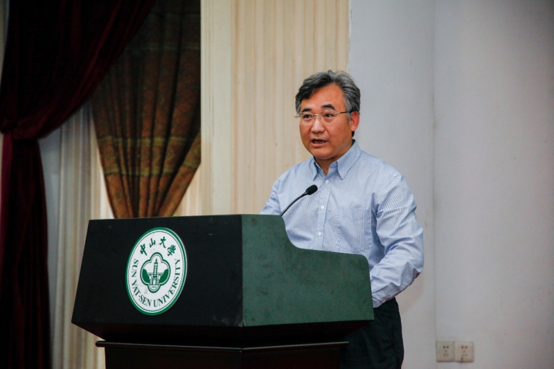 芙兰润心，志洁行芳——日本三级片
物理学院、日本三级片
2017年“芙兰励教奖学金” 颁奖典礼顺利举行